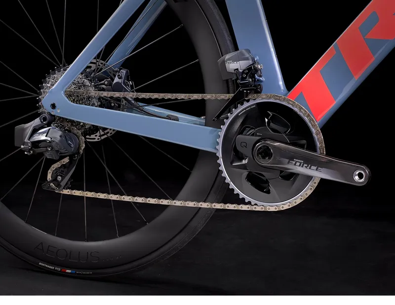 Trek Madone SL 7 Etap Road Bike in Battleship Blue-2